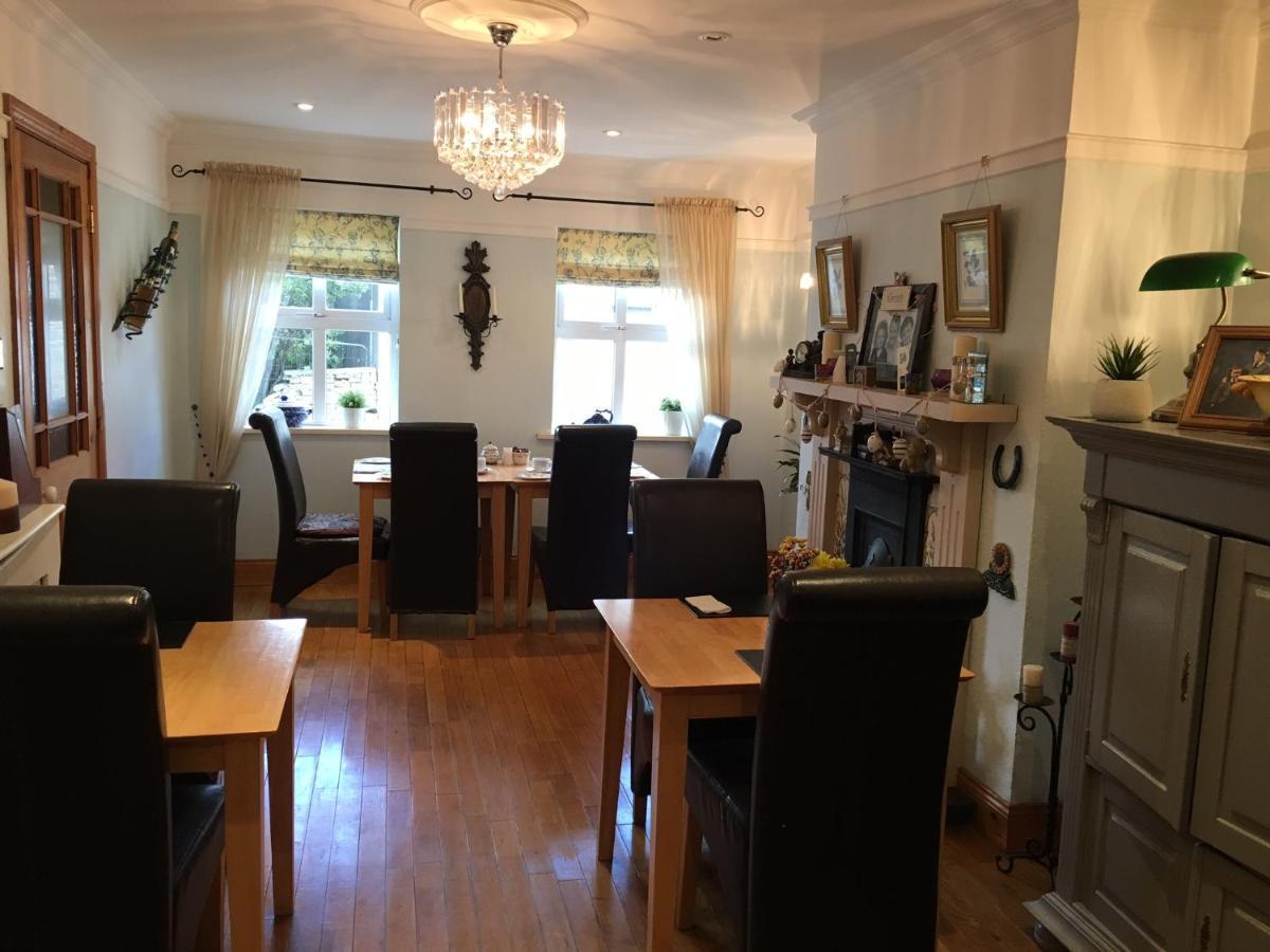 Teac Seain Bar & Bnb Annascaul Екстер'єр фото